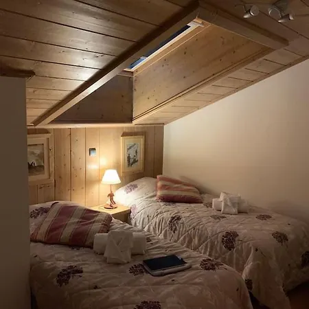 Les Clarines Apartment *